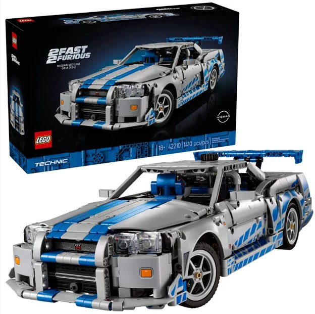 LEGO® 2 Fast 2 Furious Nissan Skyline GT-R (R34) Car – 42210 - Image 2