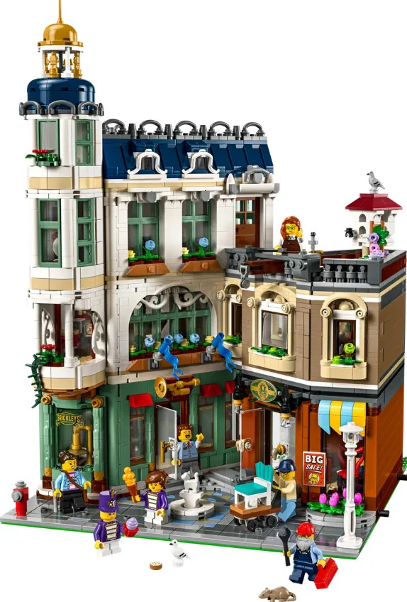 LEGO® Icons Shopping Street - 11371